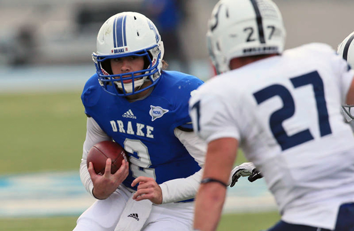 Drake quarterback Mike Piatkowski kept his team in the PFL title race with a 366-yard, 5-touchdown passing performance in a victory against Butler, Saturday.